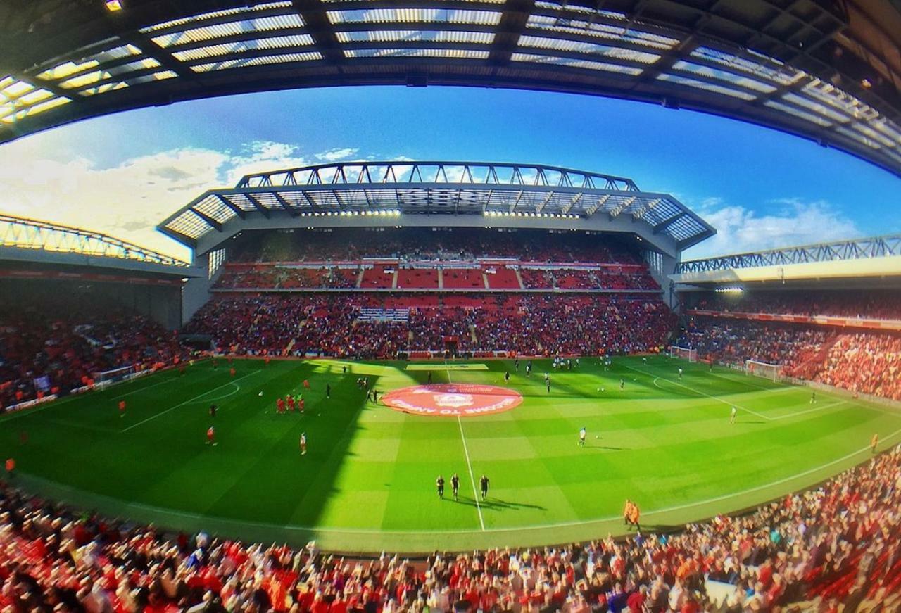 Cosy Anfield Guesthouse - Free Parking Liverpool Bagian luar foto